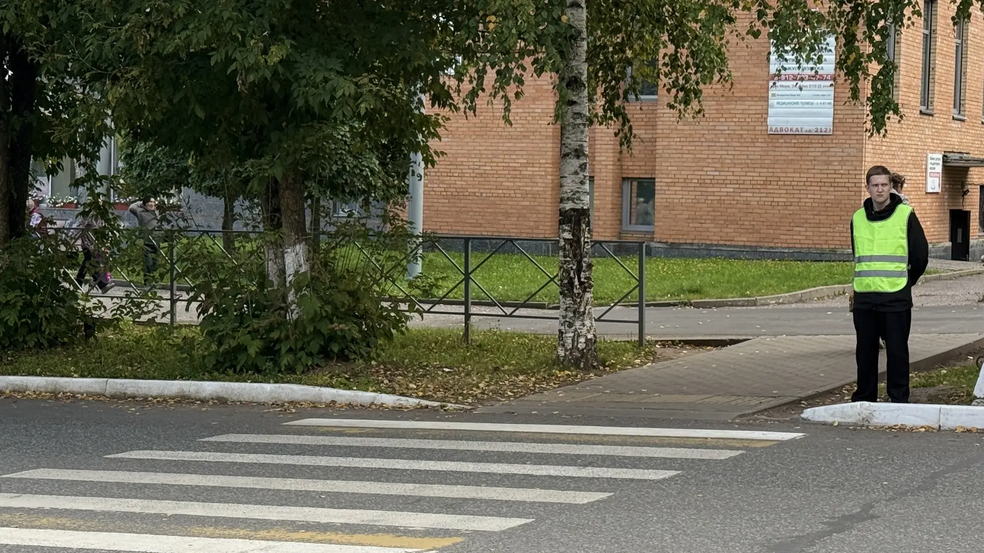 🚸 «ВНИМАНИЕ, ДЕТИ!» — БЕЗОПАСНОСТЬ НА ДОРОГЕ НАЧИНАЕТСЯ С НАС!