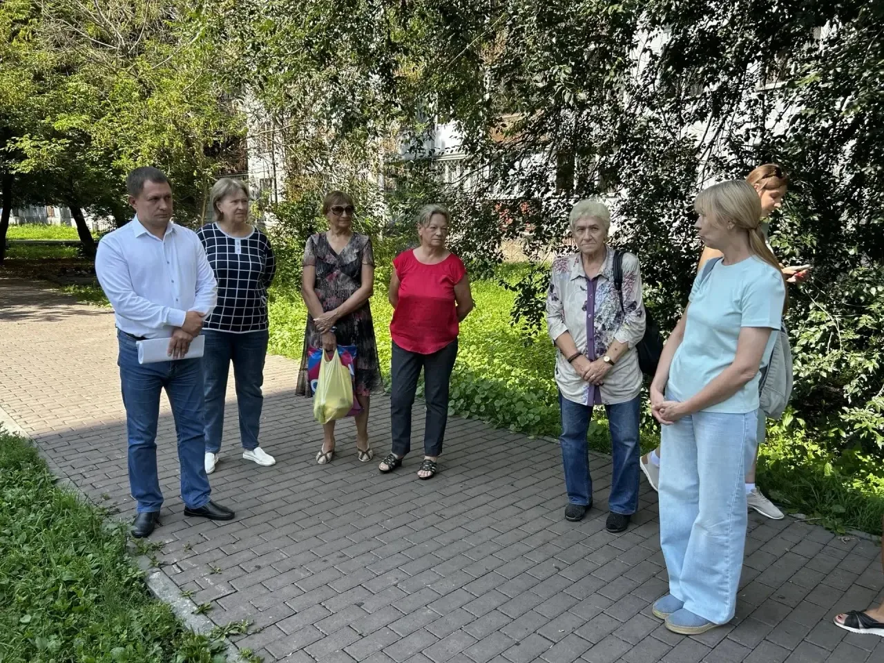 🏙 Встреча с жителями — на пути к решению проблемы.