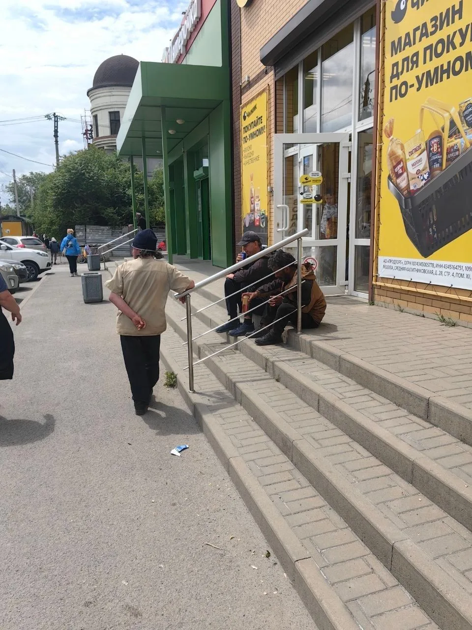Гланды смазали, теперь можно и роллы заказать