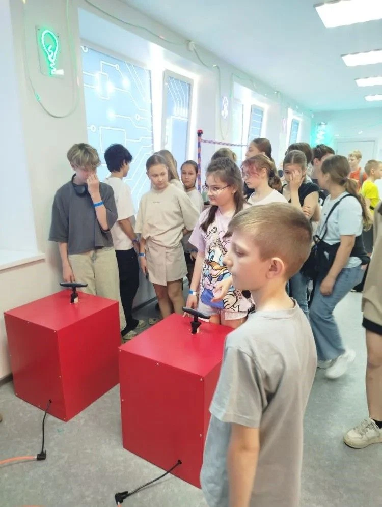 Увлекательное путешествие в мир науки в Тесла-парке г. Волжский 18.05.2026 учащиеся 3«В», 4«А», 6«А»