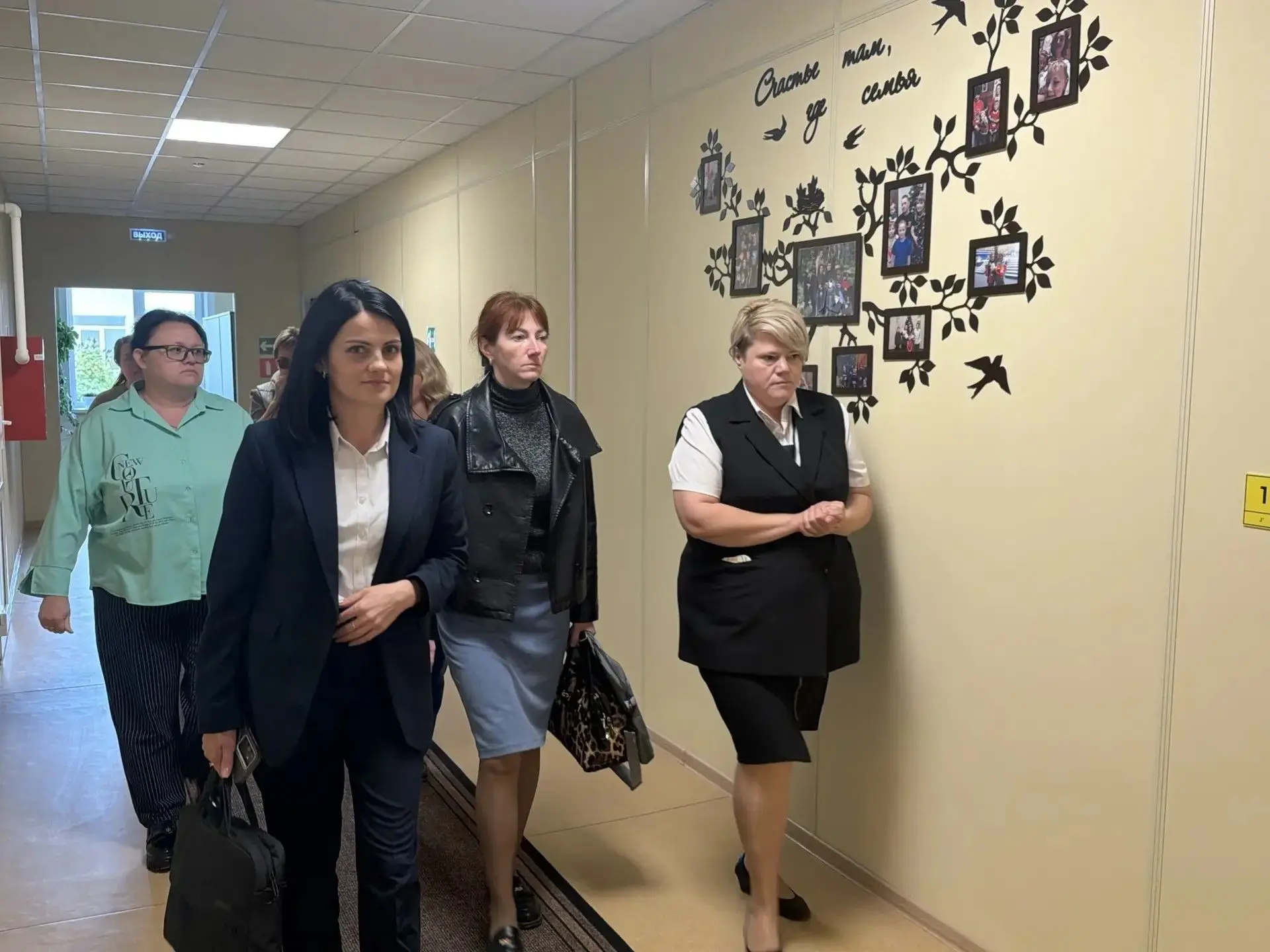 Делегация советников аппарата Уполномоченного при Президенте РФ по правам ребенка работ...