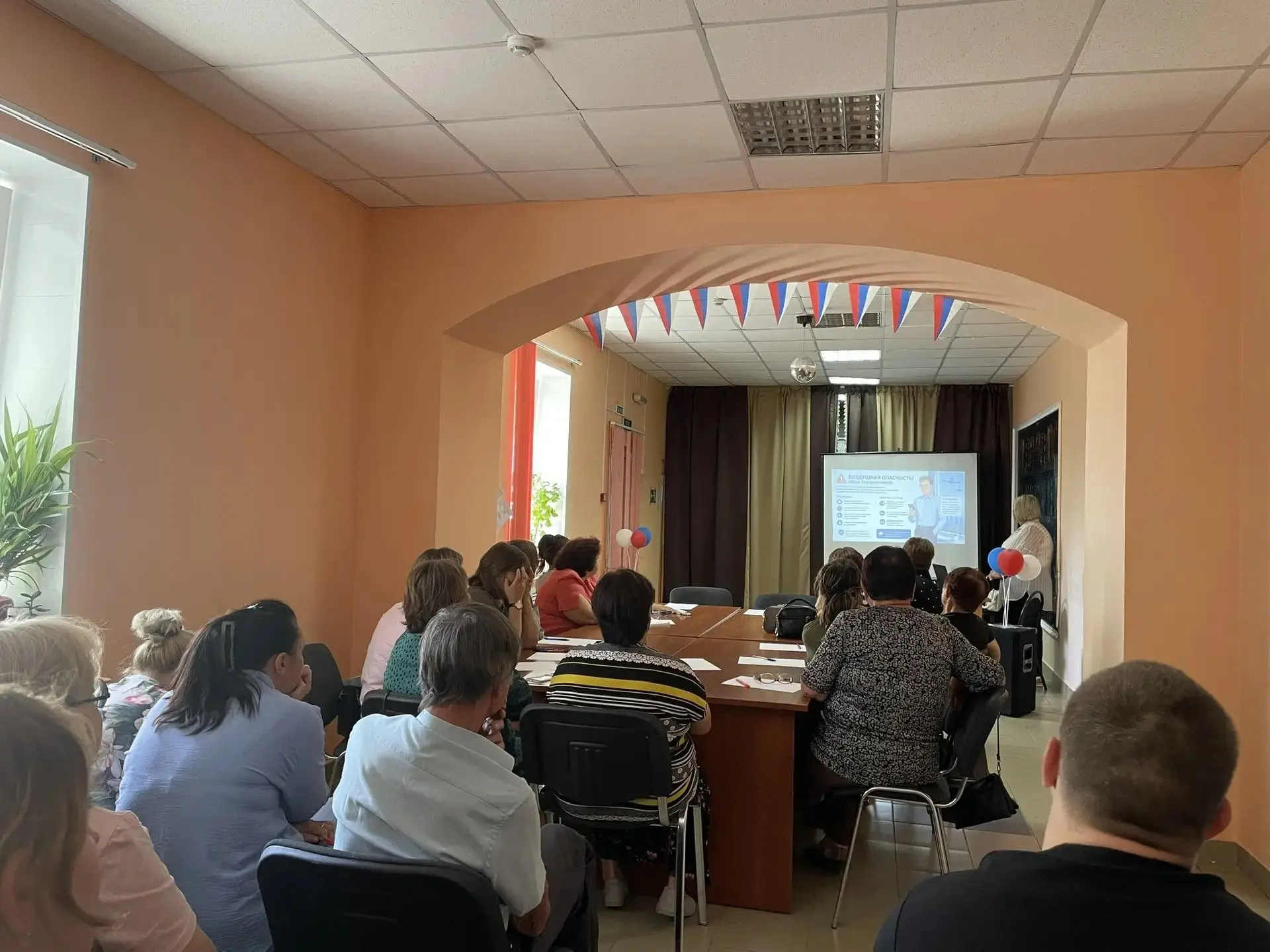 🗳️ Подготовка к выборам: обучение наблюдателей! 🗳️Накануне в Центральной библиотеке п...