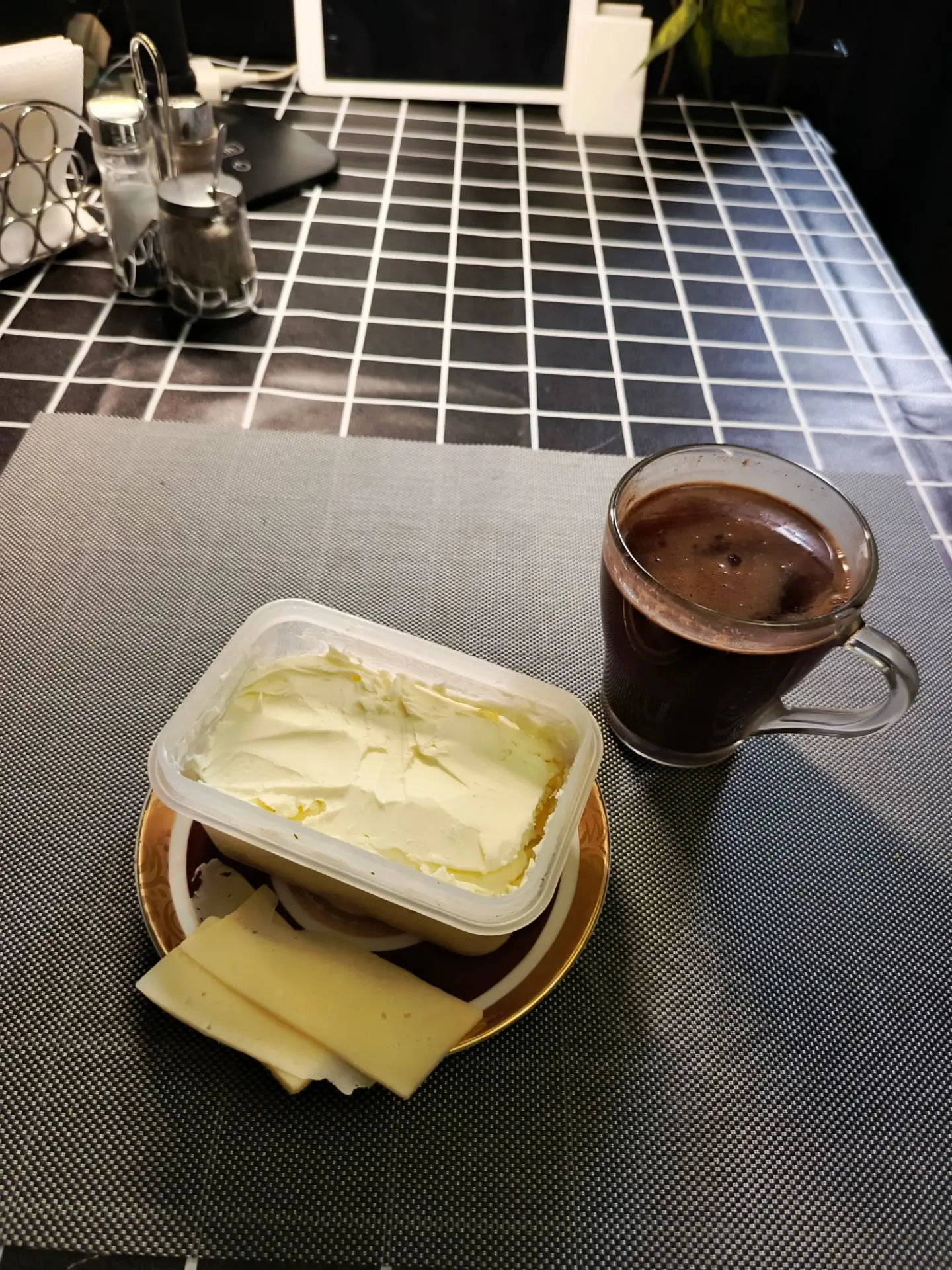 👀 Кофе с маслом и сыром , чтобы выпить таблетки