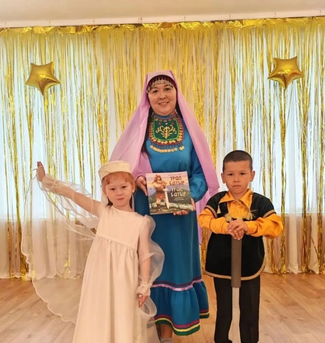 В группе № 4 сегодня прошёл тематический день, посвящённый Дню башкирского эпоса «Урал-батыр»!

Наши