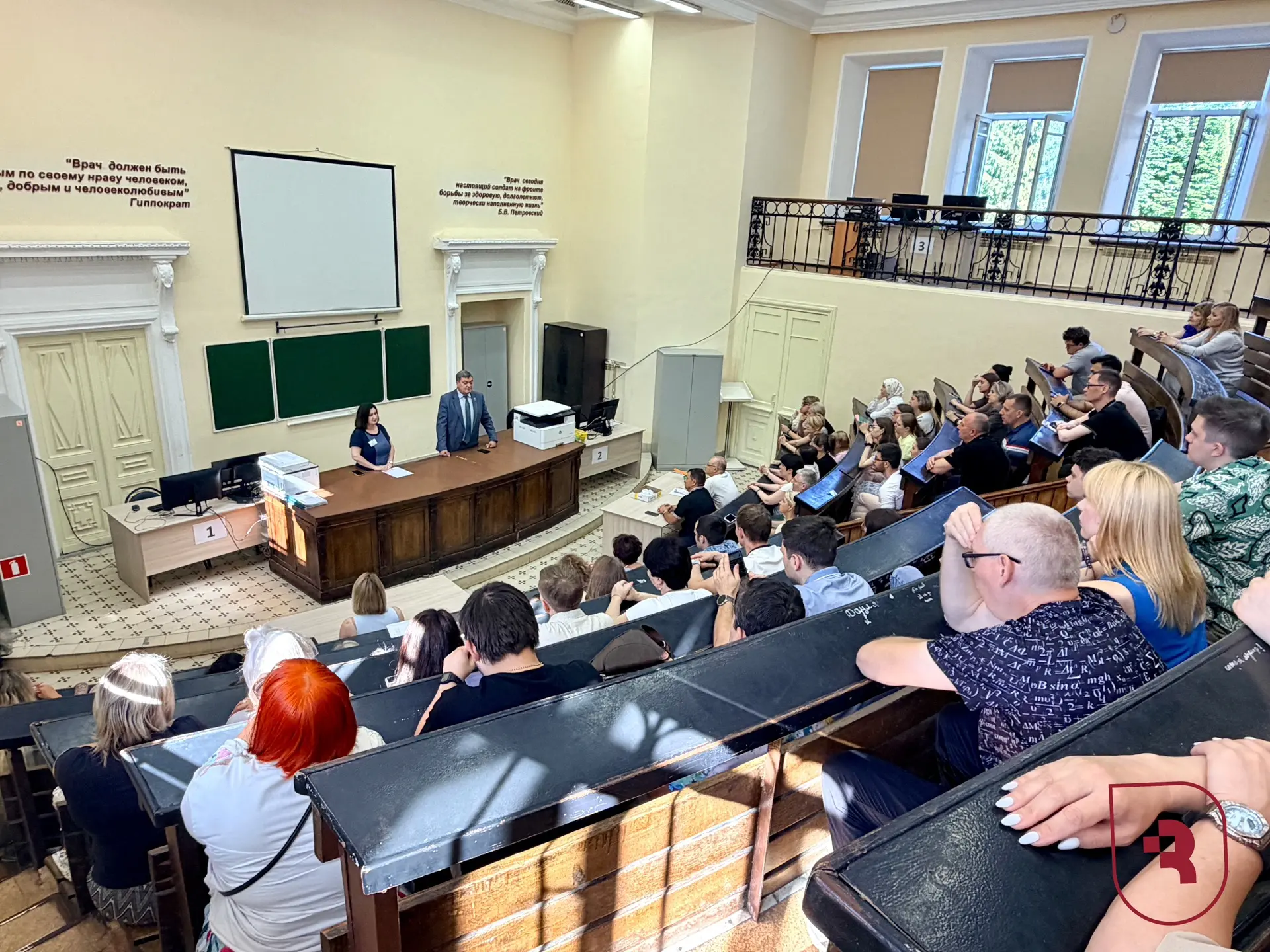 💼 Ректор СГМУ Андрей Еремин официально дал старт  приемной кампании 2026 года.