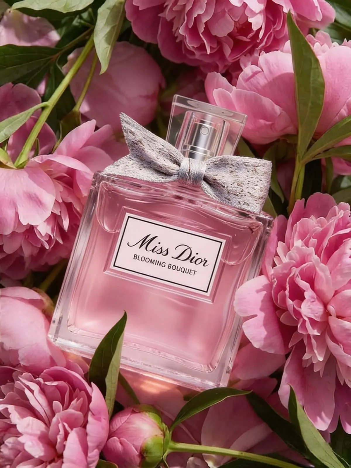 Miss Dior Blooming Bouquet — это нежный и утончённый аромат, словно весенний букет, нап...