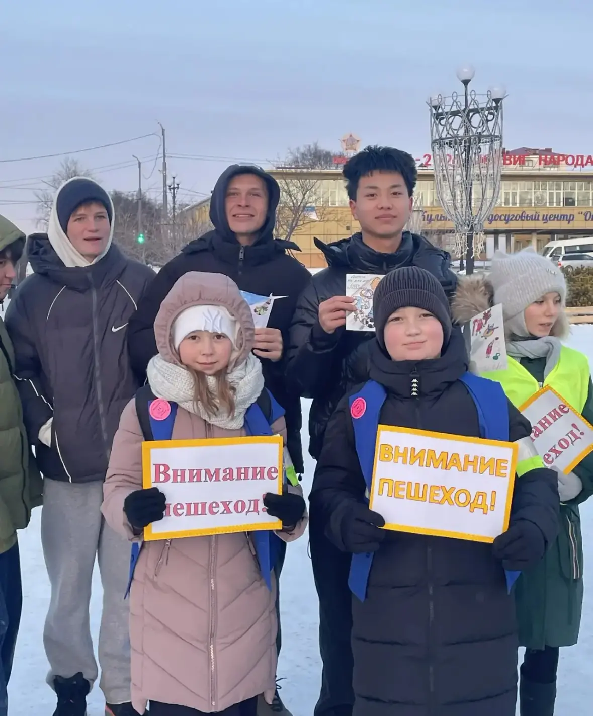 Безопасность на дорогах — это не просто правила, а залог нашей жизни! 🛑   Сегодня наши активные ЮИДо