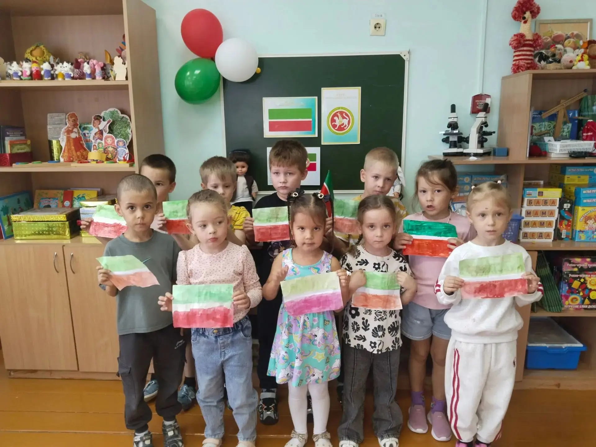 Накануне праздника — Дня Республики Татарстан (30 августа) — в старшей группе прошло те...