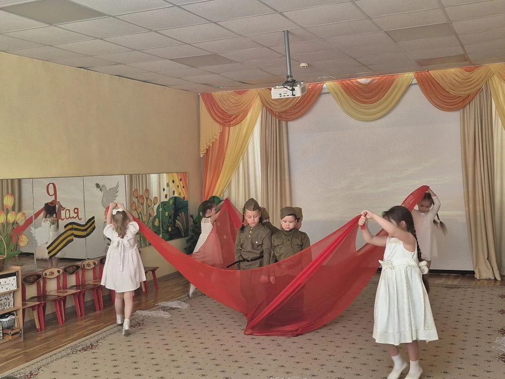 Хореографическая постановка «Закаты алые», посвящённая событиям Великой Отечественной в...
