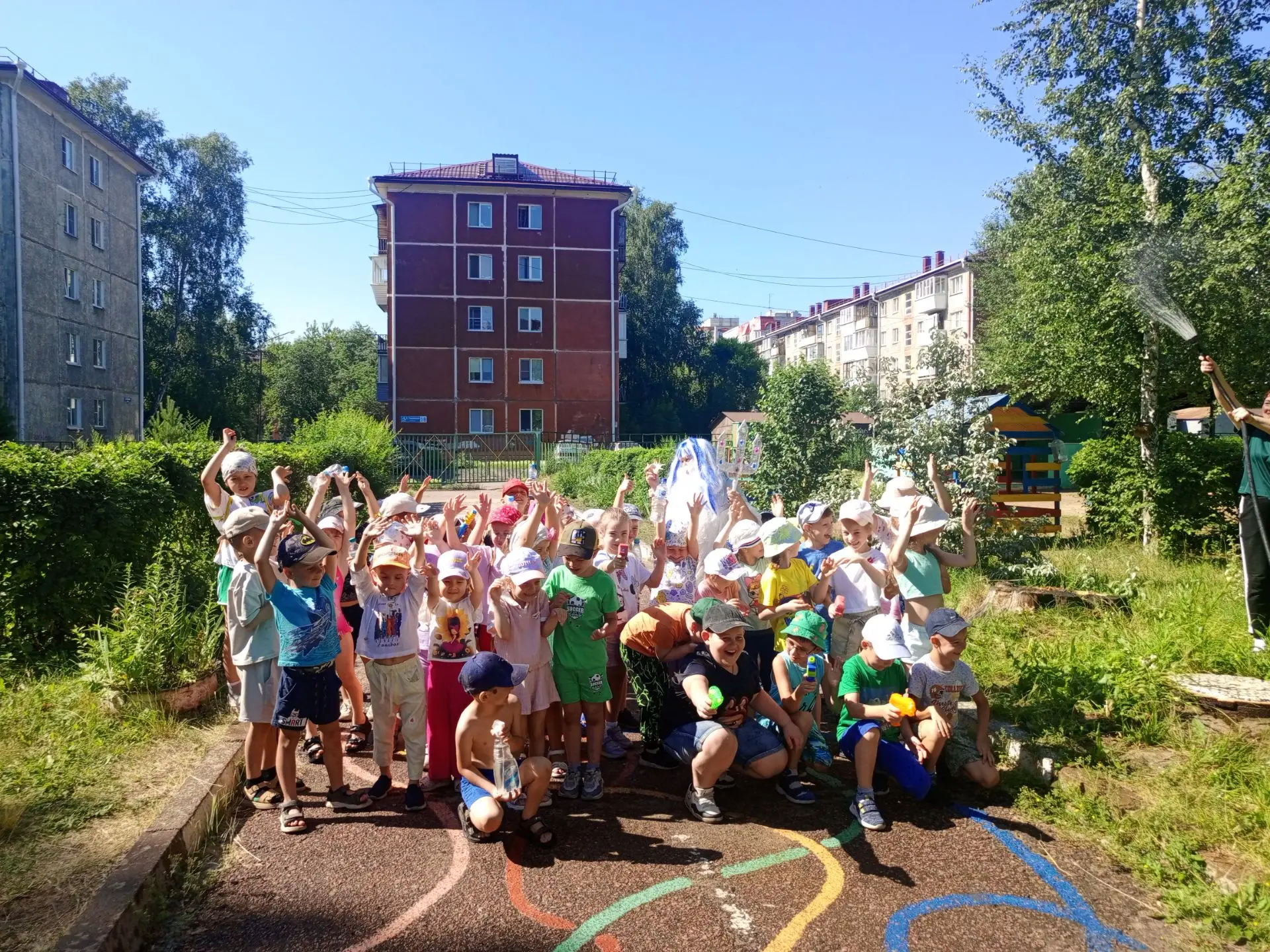 ДЕНЬ РОЖДЕНИЯ НЕПТУНА! 🎉
 Сегодня в группах № 5, № 6 и № 11 прошёл весёлый водный праздник! 💦💦💦
