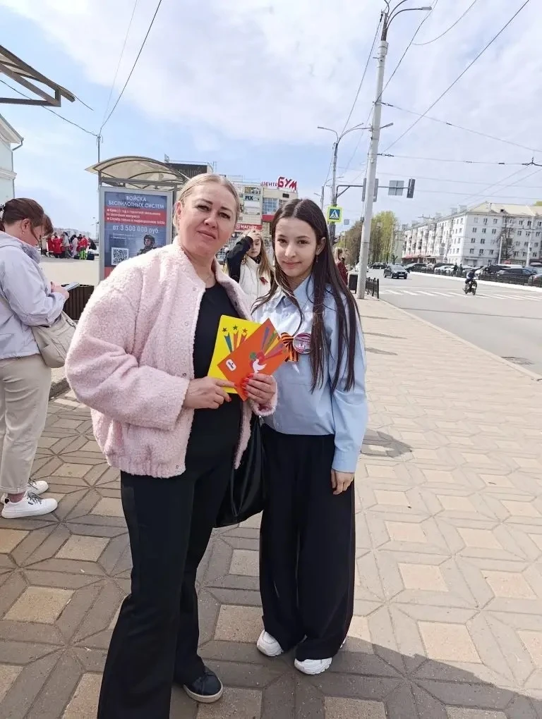 С Днём Победы!!! 🔥  Поздравили ветеранов и жителей города с  праздником Великой Победы! В каждой отк