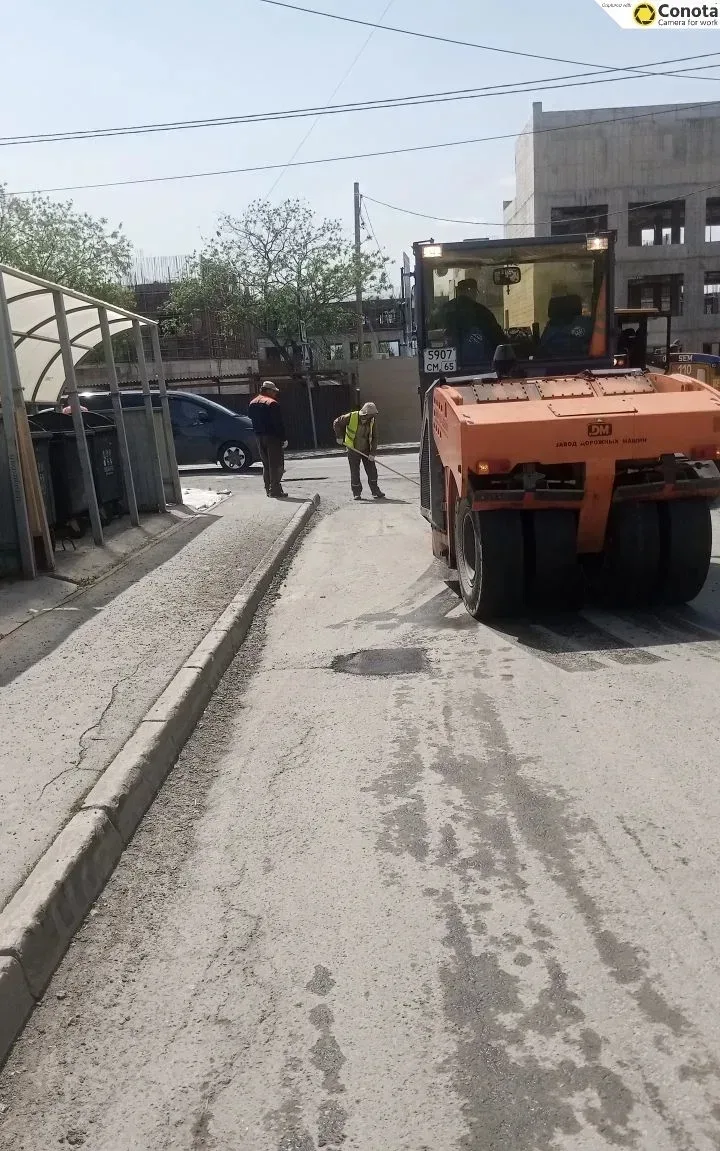 📌 Перед выходными поступило несколько обращений о необходимости дорожных работ. На Сахалинской,  14