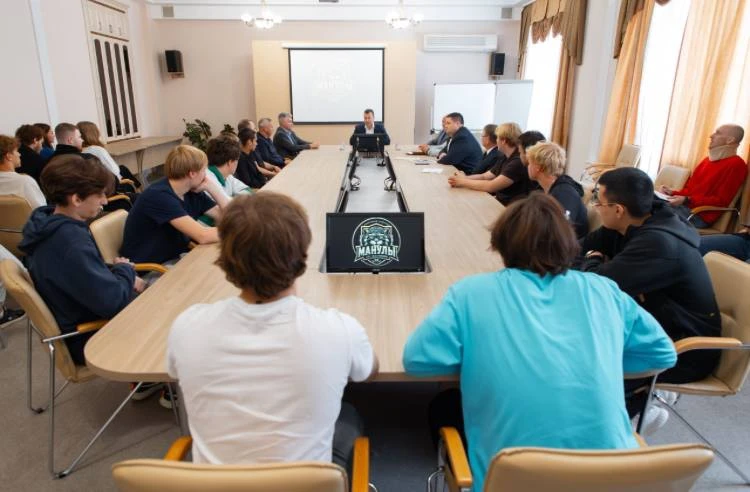 🏒🥅«Играем в хоккей!»: В Алтайском ГАУ появилась своя хоккейная команда, которая будет...