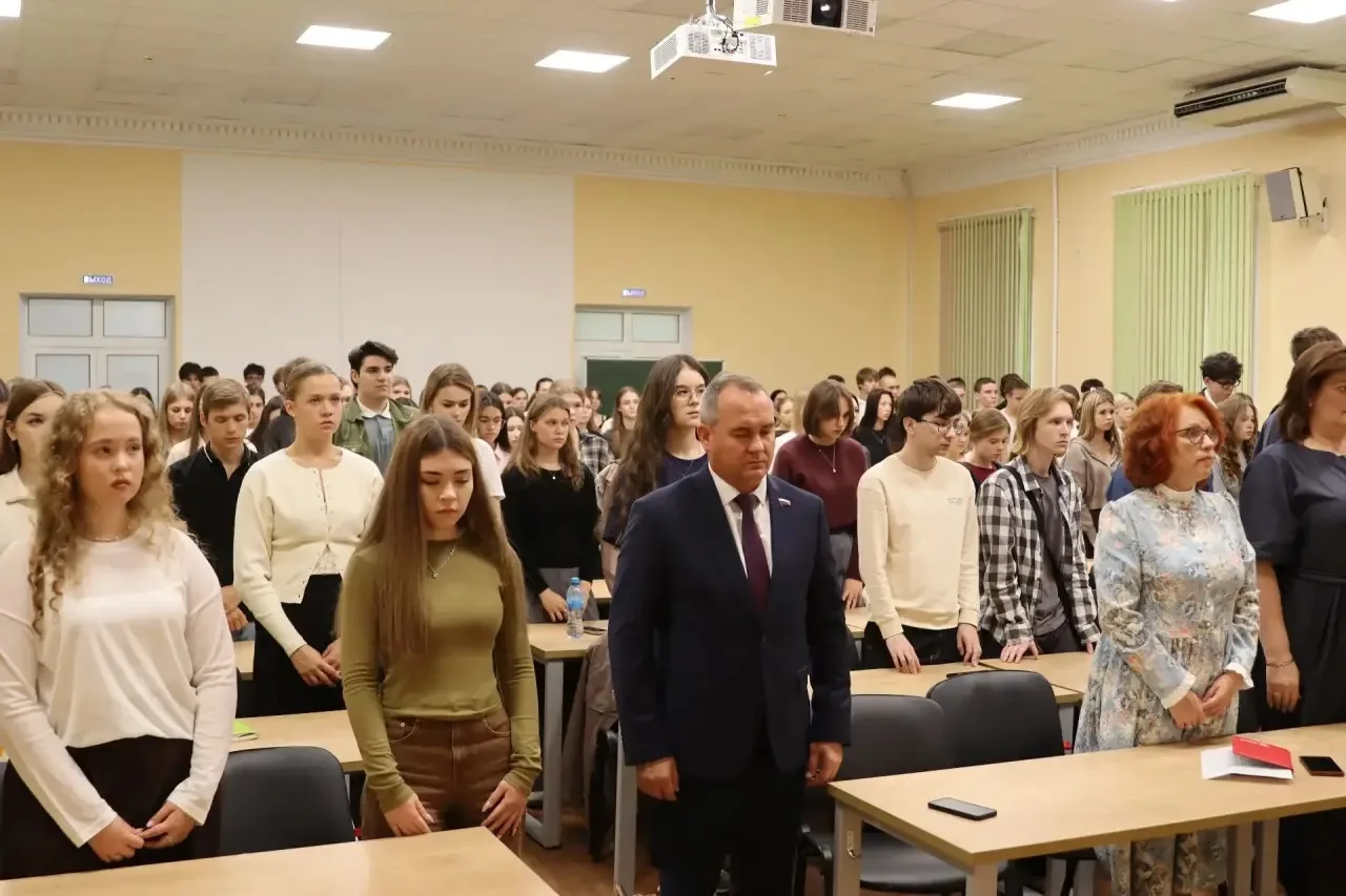 Сегодня, в День солидарности в борьбе с терроризмом, вместе с первокурсниками Нижегород...