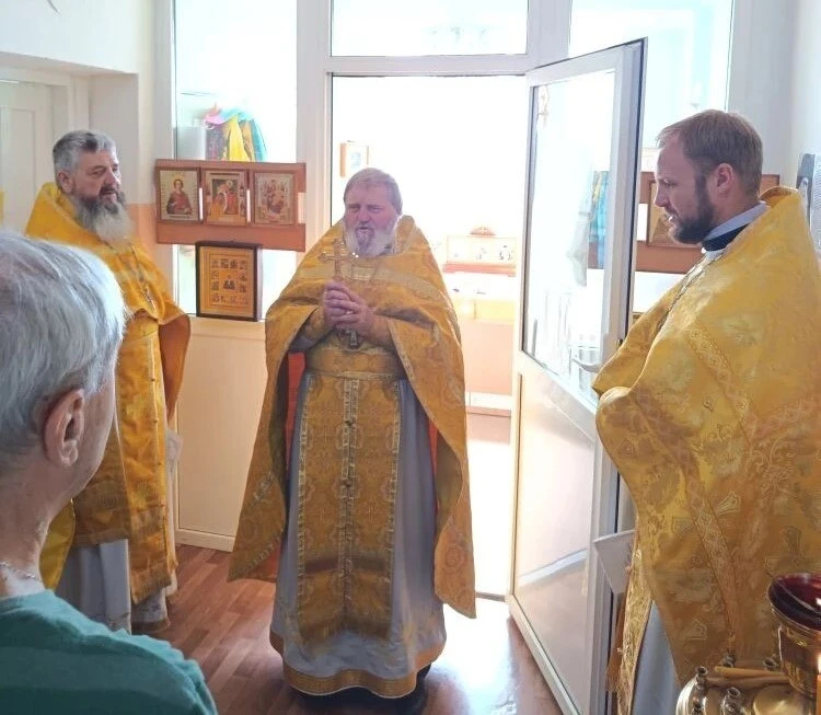 ⚡ Литургия в День памяти святителя Луки Крымского в ЦГБ г. Гуково

  11 июня православные христиане 