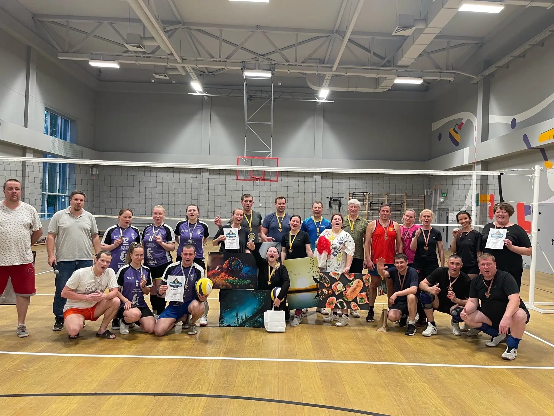 🏆 Наши родители — в деле! 🏐  С гордостью сообщаем: родители нашей школы приняли участие в долгожданн