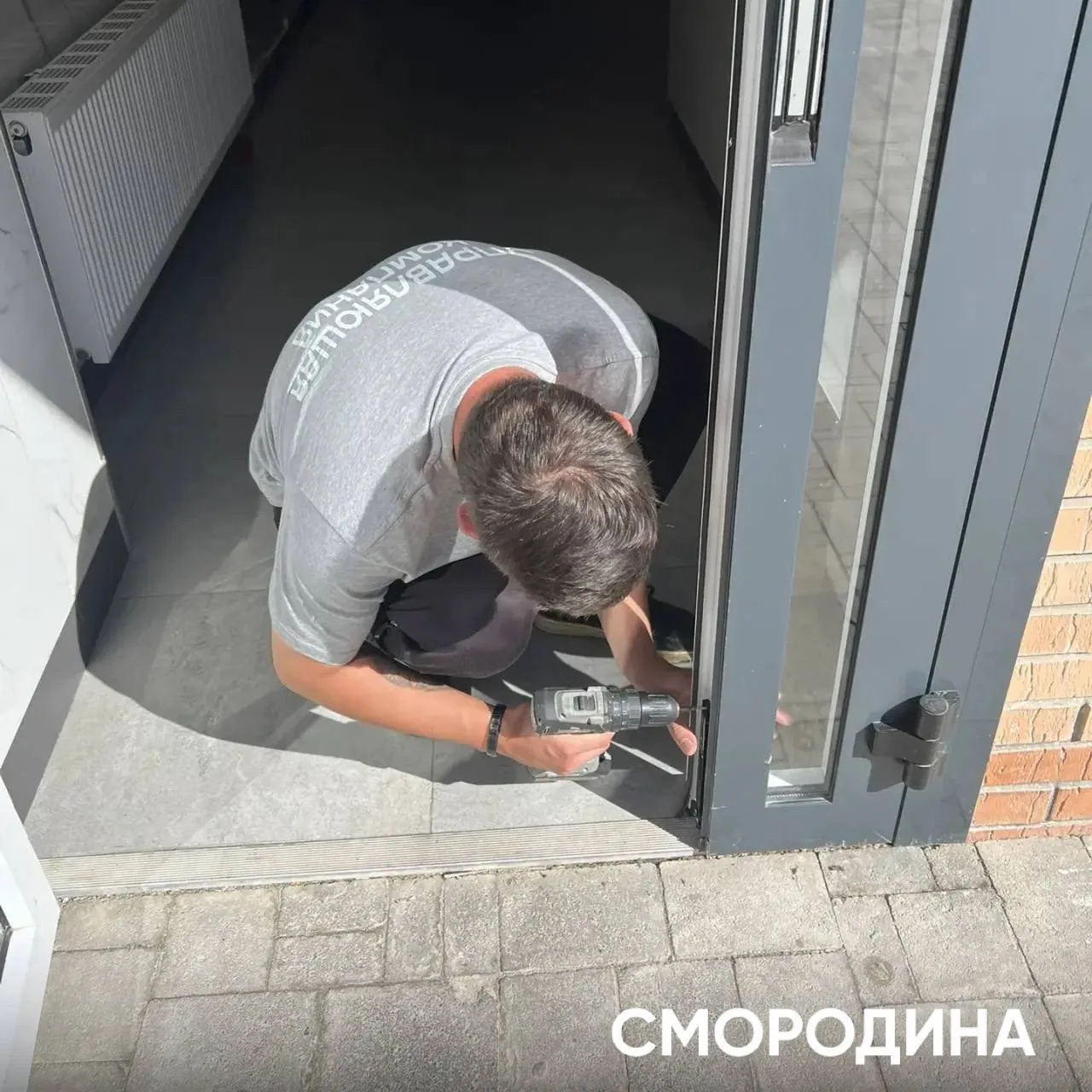 Выполнили шпатлевание стен на лестничном марше в корпусе 3, подъезде 3 на 16 этаже, а т...