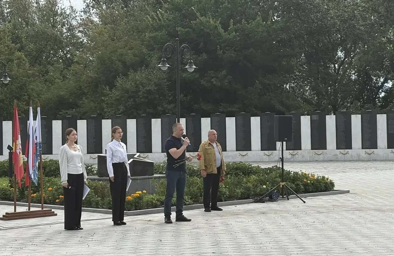 Слава «крылатой пехоте»: в Еманжелинске отметили День ВДВ

На городском мемориале Славы прошло сегод