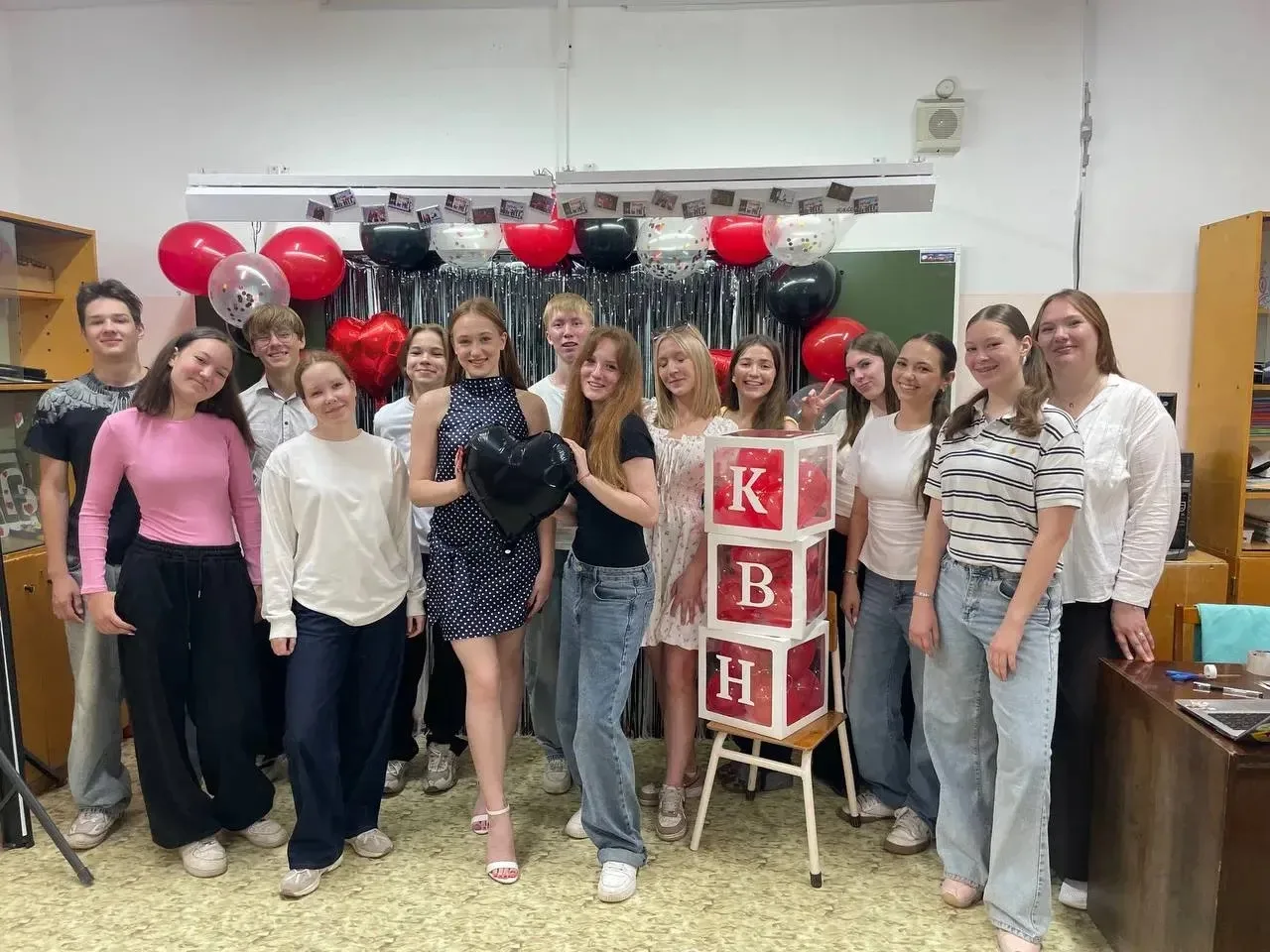 В конце июня у нашей команды КВН состоялся настоящий выпускной 💥

«Крымчане» вспомнили все самые яр
