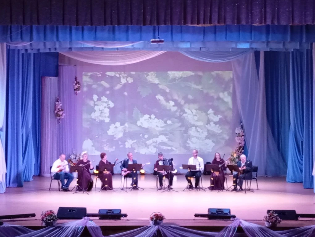 Сегодня в МКДЦ прошел областной фестиваль русской культуры "Душа России". В нем приняли участие самы