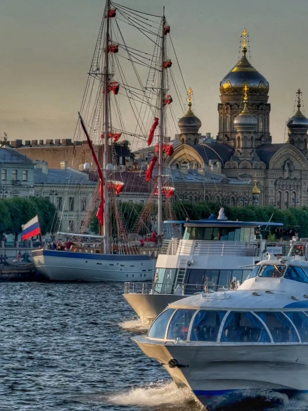 Алые паруса