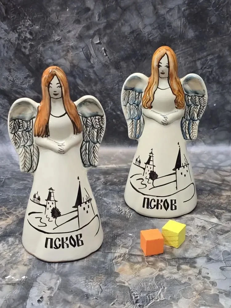 🏺 Псковские керамические сувениры — тепло древнего города в ваших руках.