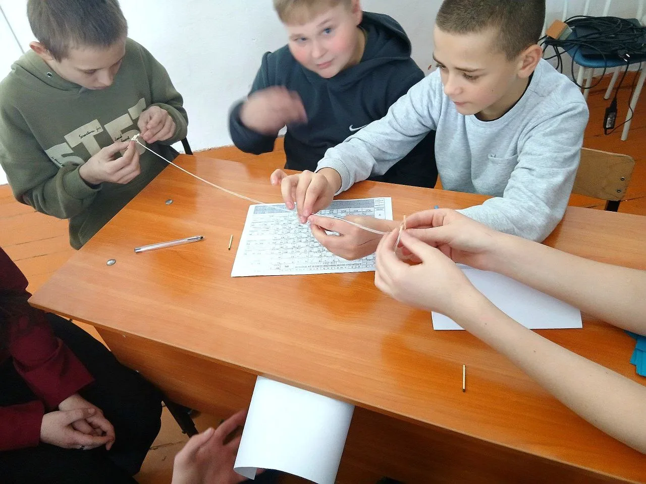 💥Ура! Сегодня в нашей школе было по-настоящему жарко от умственных баталий! Мы отпраздновали День Р