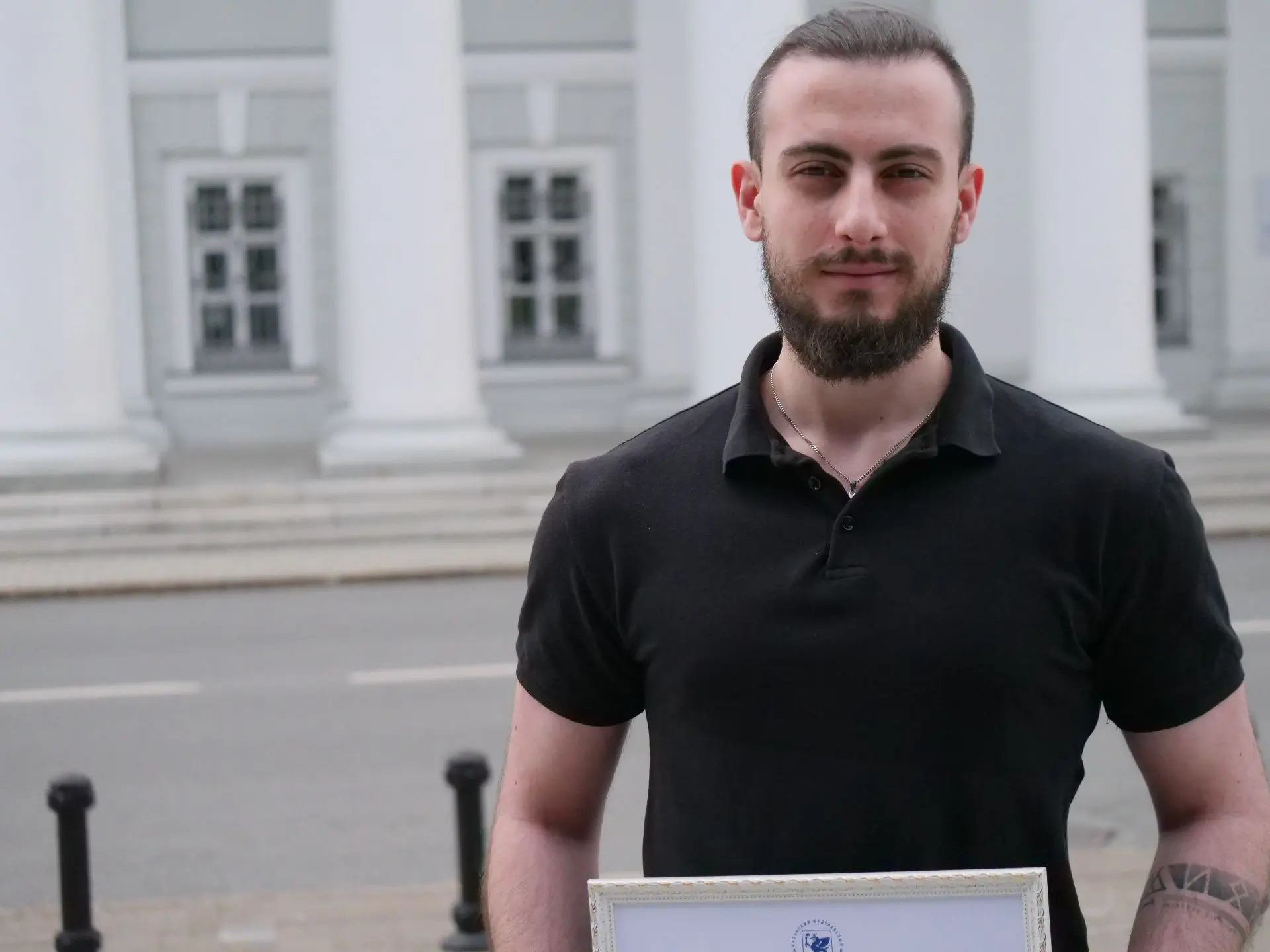 «Я вспоминаю учебу с теплотой и благодарностью.»🙏

🌍Харб Хнейди Тамам приехал в Казань из Сирии. З