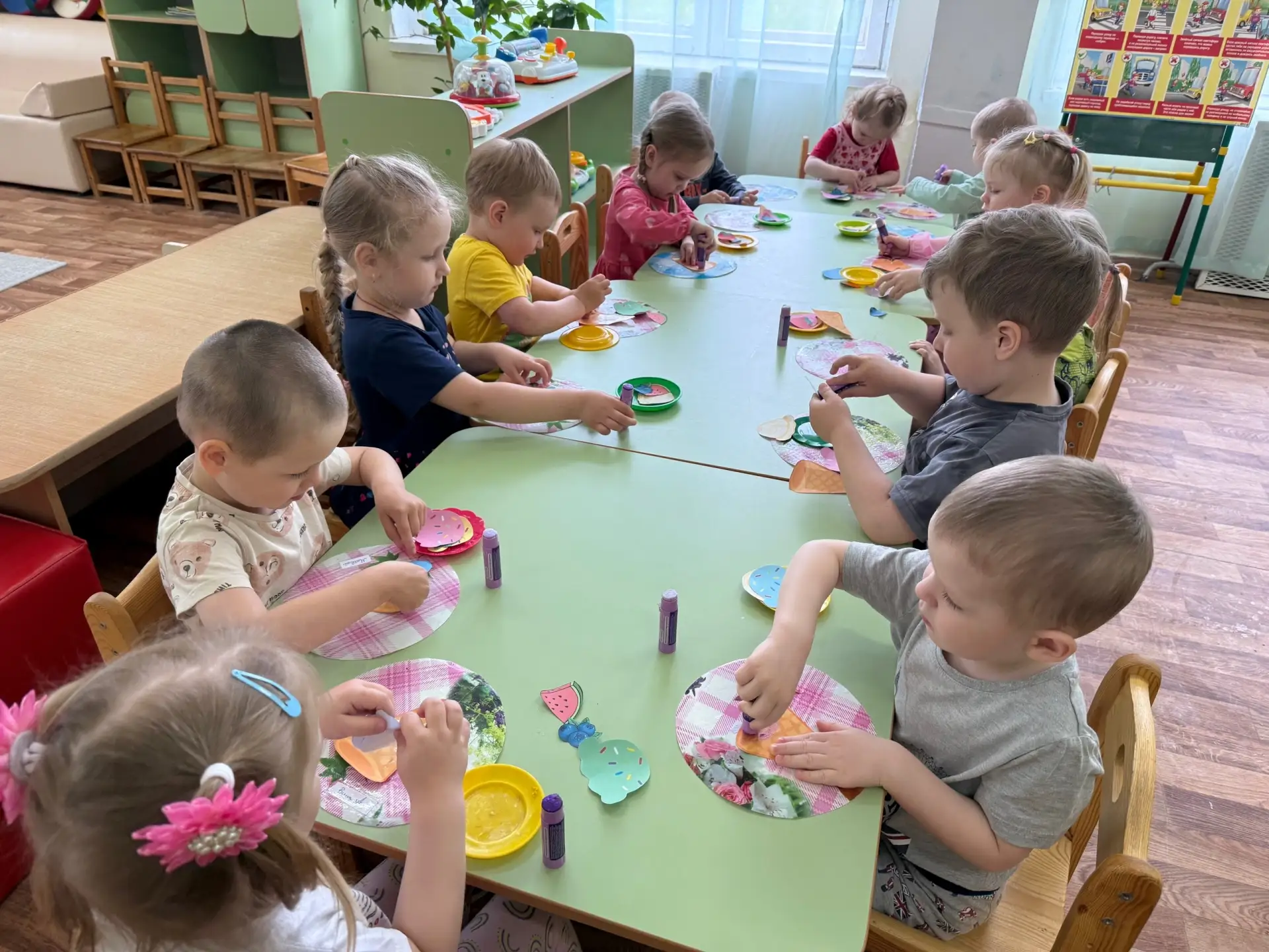✨🎈Интересно, весело и активно провели День защиты детей наши самые маленькие воспитанники!
🌈⭐Малыш