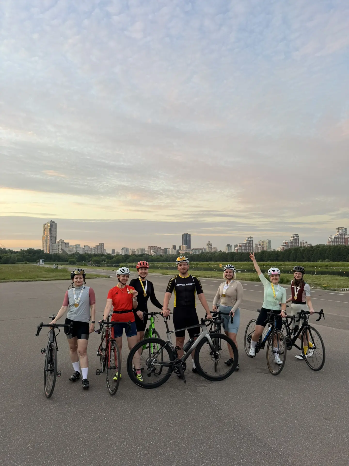 🚴‍ Велоспорт — новый бег?

Еще несколько лет назад сложно было представить, что беговые клубы стану