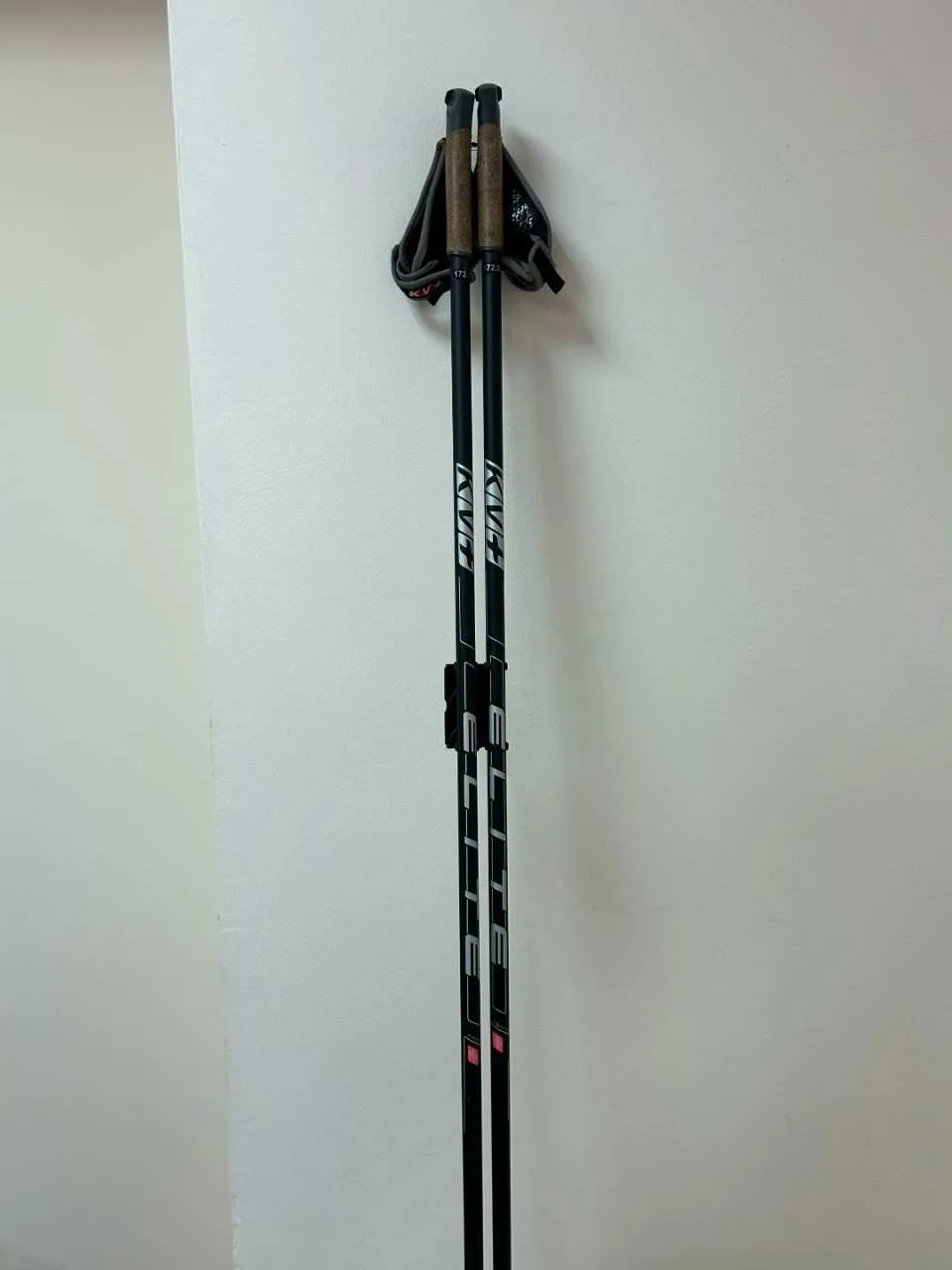 лыжные палки kv+ elite 172,5 см, новые, продаю из-за того, что высокие