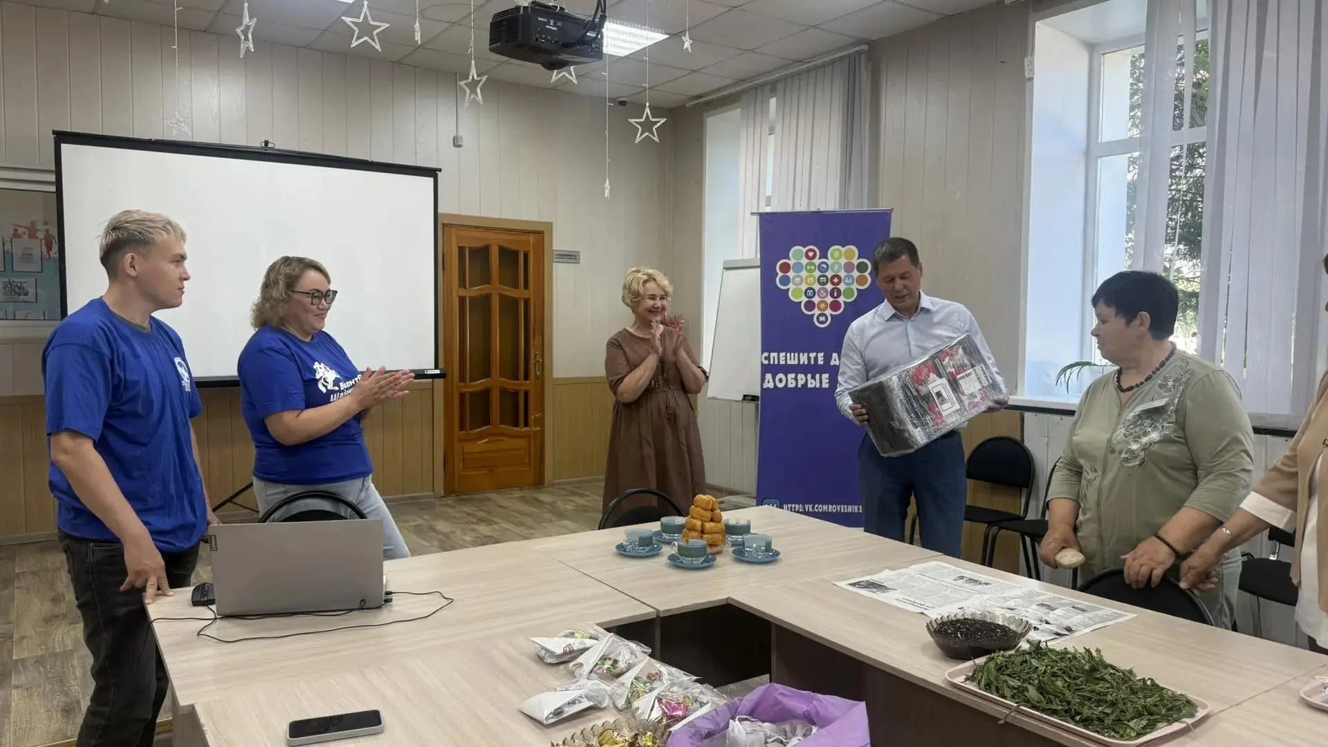 ✅Сегодня волонтерский штаб имени М. М. Шаймуратова с рабочим визитом посетил депутат Государственной