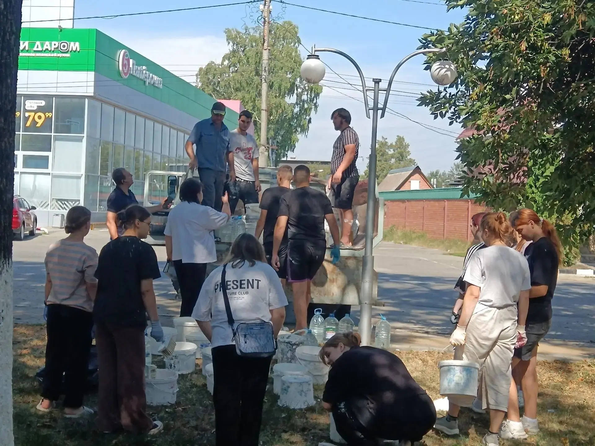 Осень – время наводить порядок, и наши студенты не остались в стороне! Волонтёры ААТТ в...