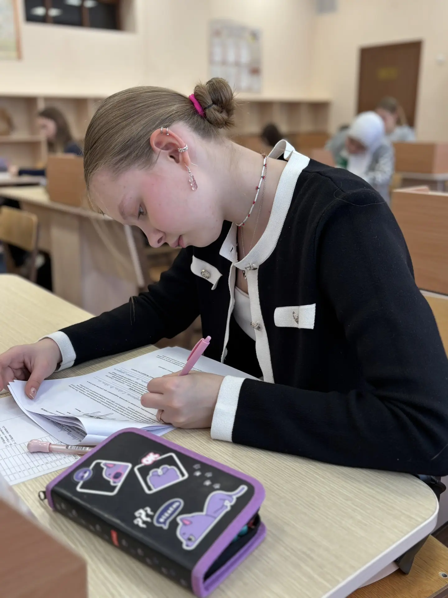 🩺 Сегодня в Центре образования обучающиеся написали комплексную работу для поступления в 8‑й медицин