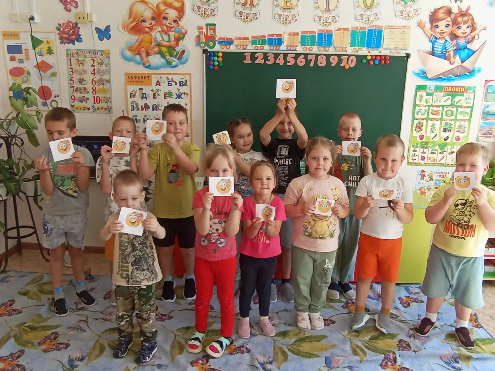 Сегодня особенный праздник День сыновей и дочерей. В этот день мы поздравляем всех доче...