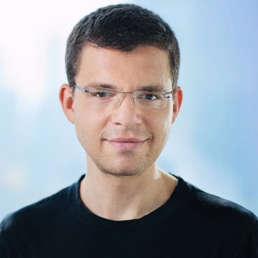 В этот вечер пятницы — история о том, как сжечь больше $2 млрд, несколько лет выслушива...