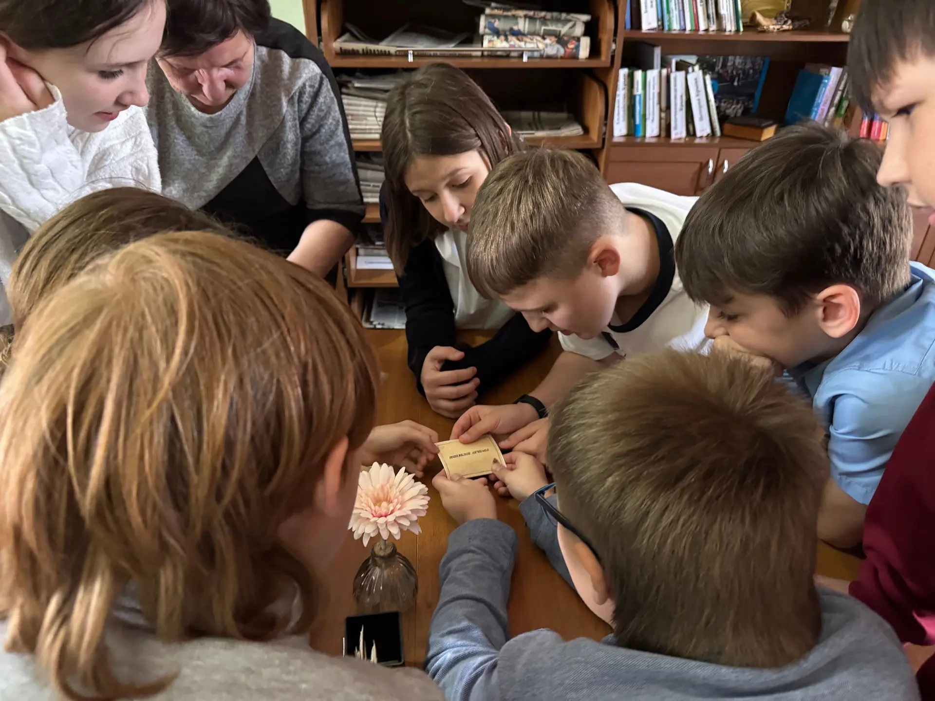 "КЛАССНЫЕ" НОВОСТИ"👍  16 апреля ученики 5-А класса вместе со своим классным руководителем Ищенко Дар