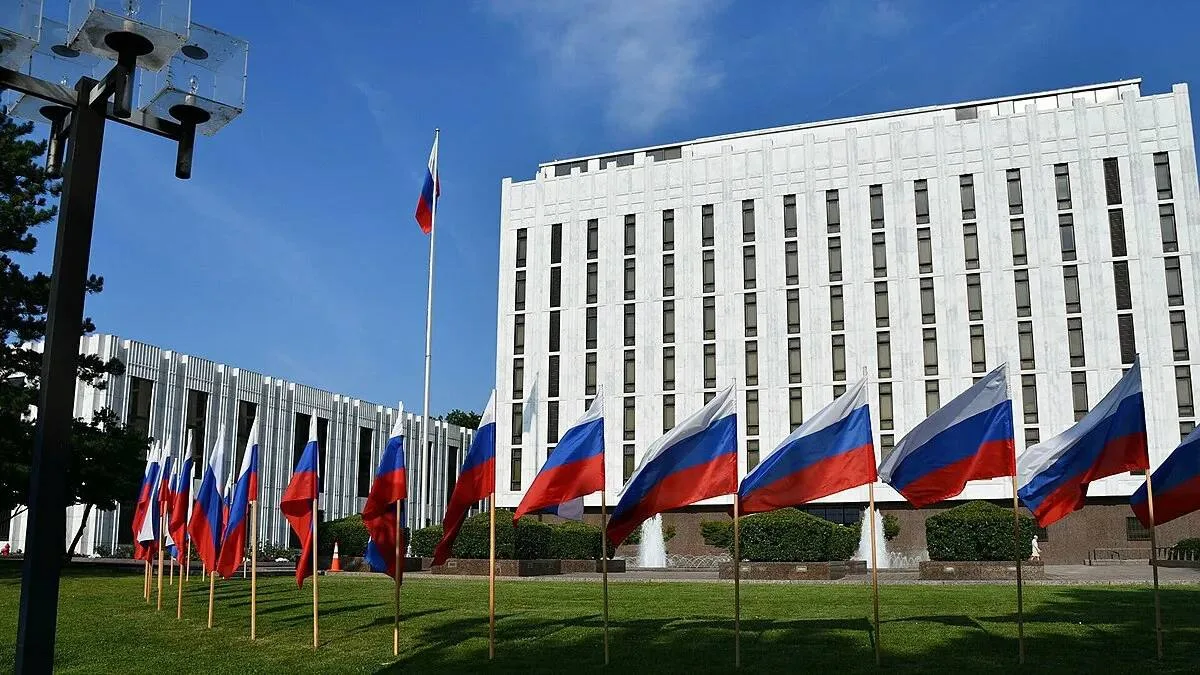 🇺🇸🇷🇺 А вот Россия в прошлом году выдала гражданам США на тысячу виз больше, чем годом ранее.

По