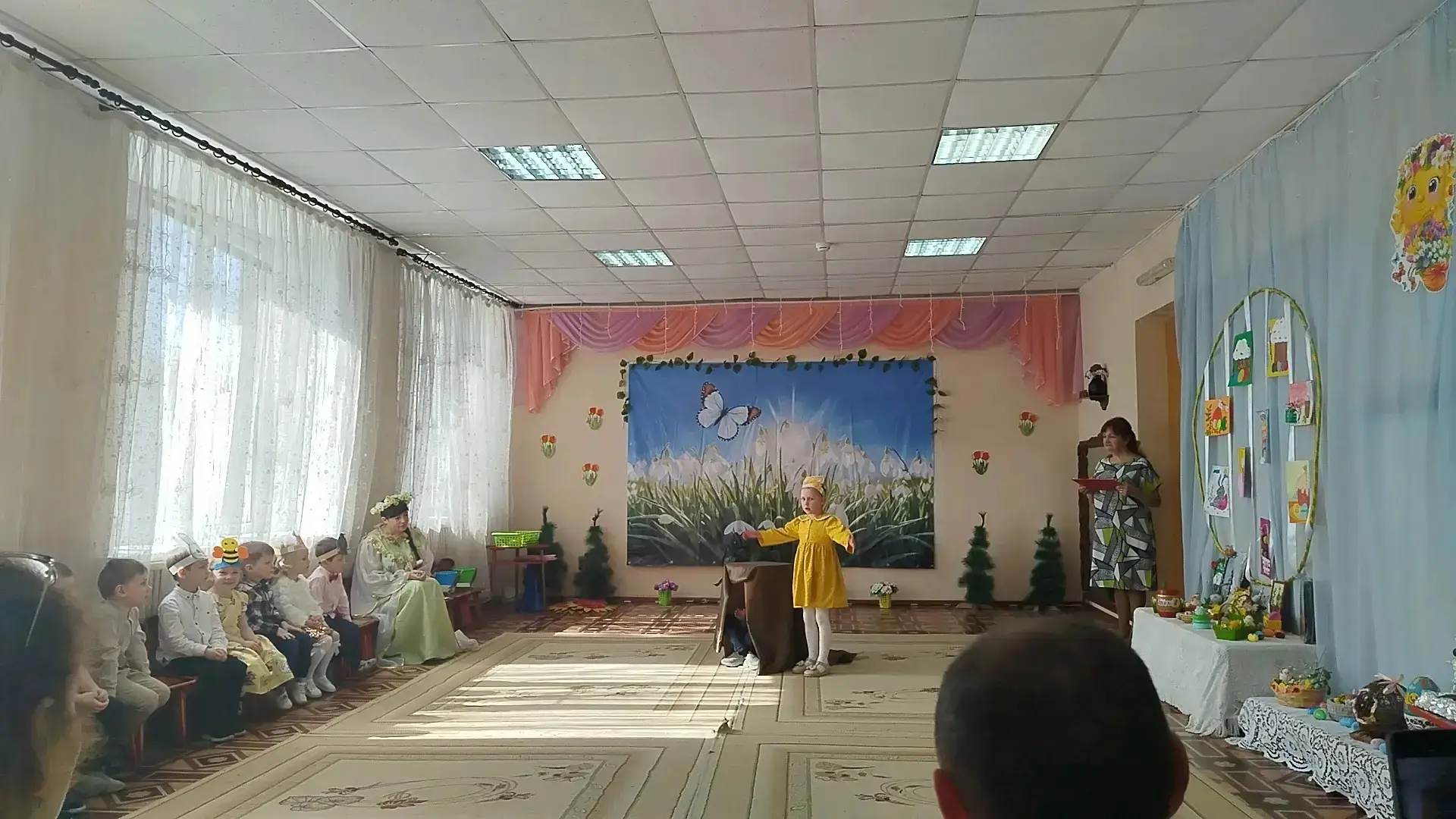 Развлечение  "Как звери весной Мишку разбудили"