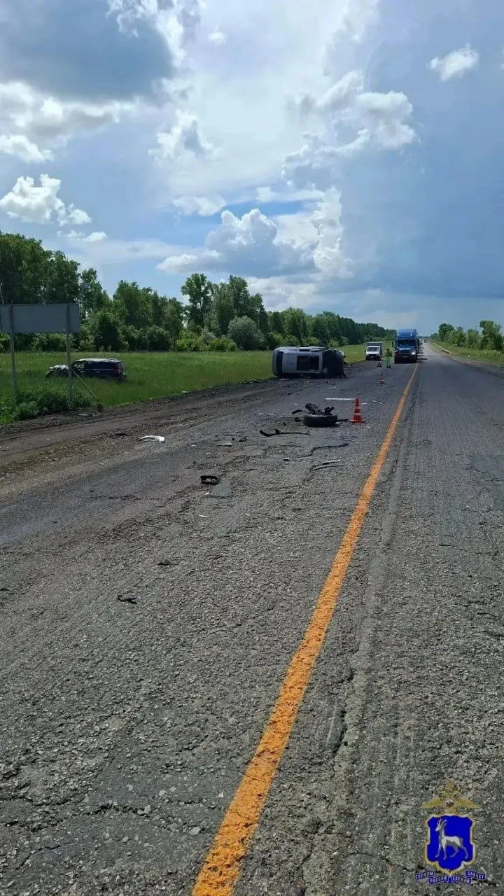 Сегодня в Сергиевском районе, примерно в 10:40, на 1073 км автодороги М-5 "Урал" произошло дорожно-т