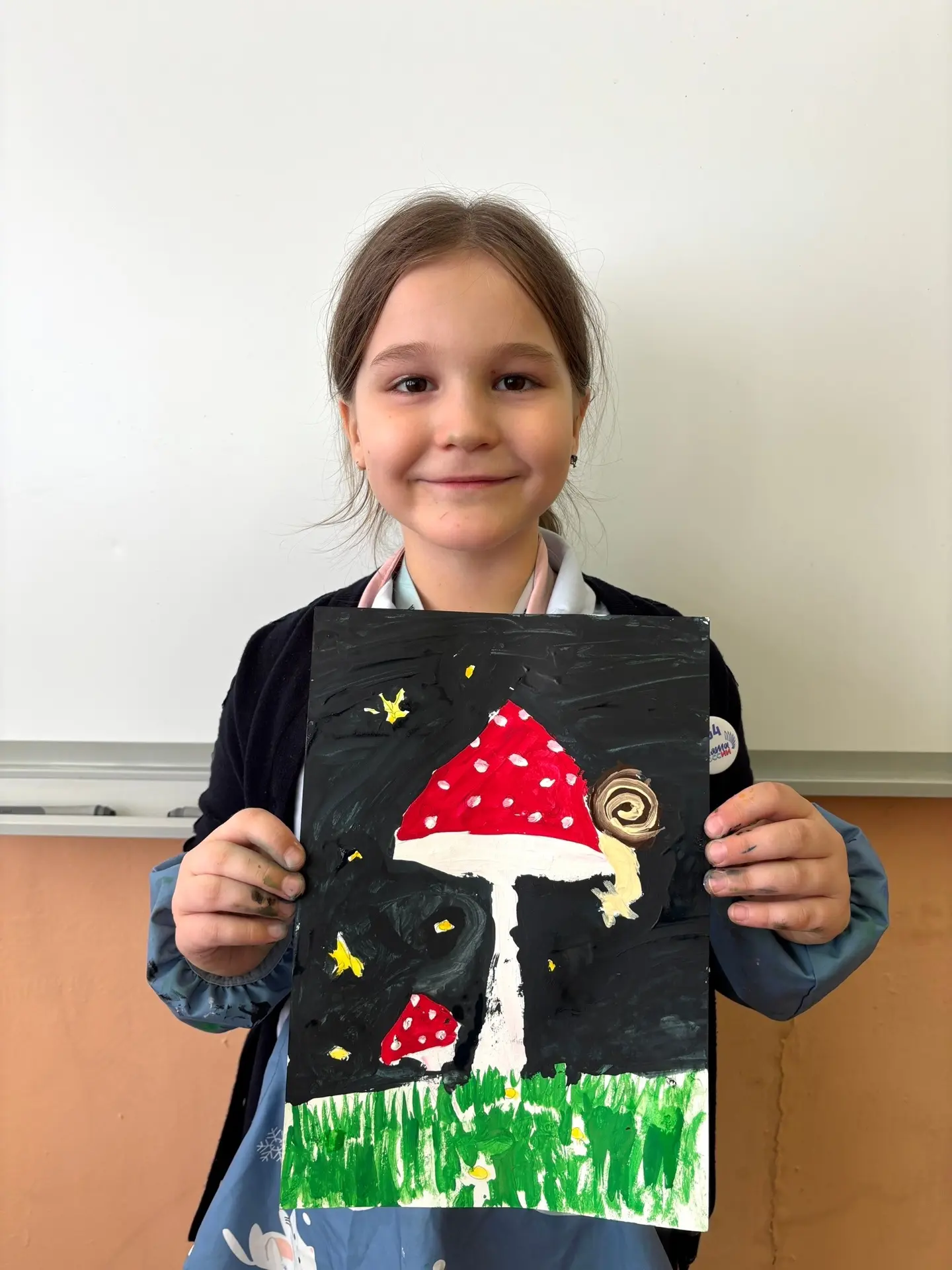 🎨РИСУЙ КАК Я🎨  Сегодня у нас в объединении аншлаг, можно сказать «яблоку негде упасть». В студии еще