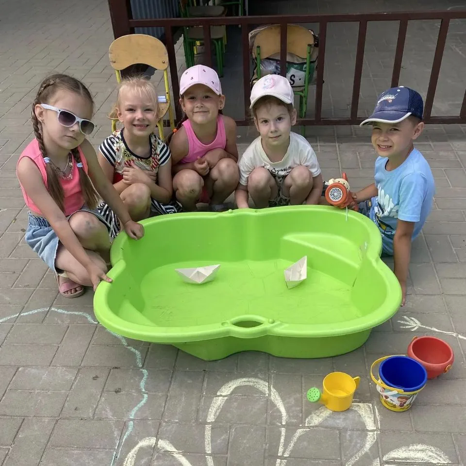 Игры с водой.
 Группа "Дружные ребята"