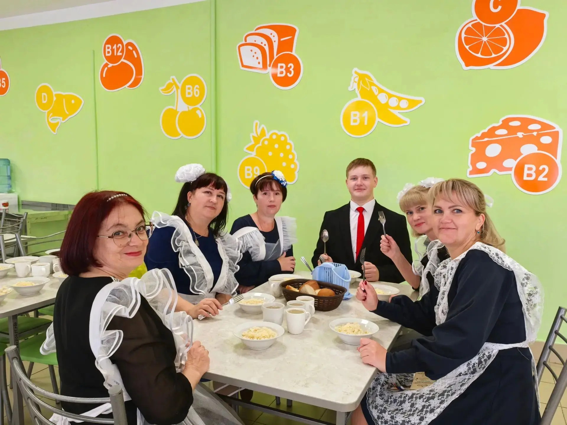 🍳 В День учителя в нашей школе прошёл по-настоящему тёплый и необычный «Завтрак с дире...