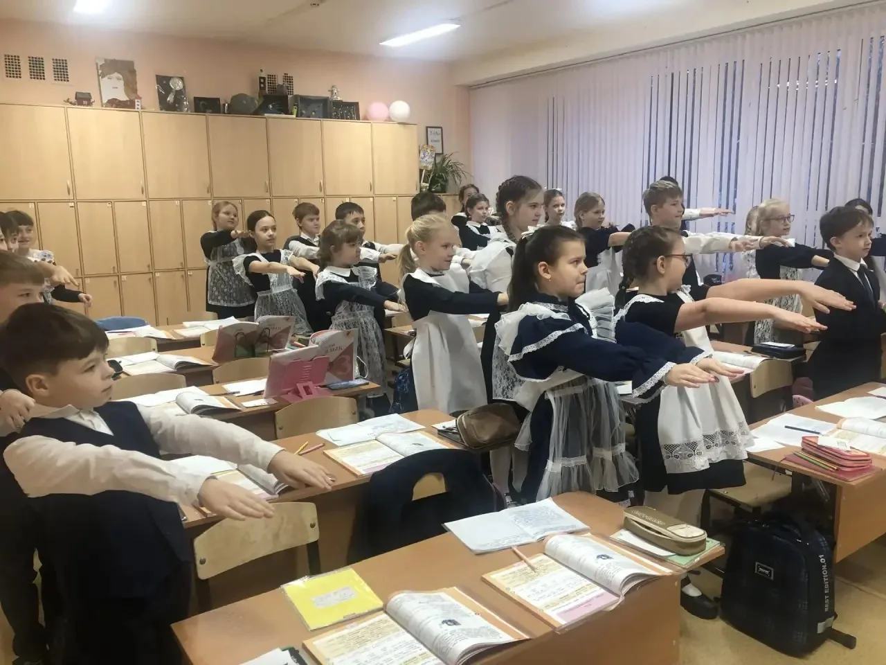 Продолжаются открытые уроки в начальной школе МБУ «Школа имени С.П.Королева». Сегодня в 3 «А» классе