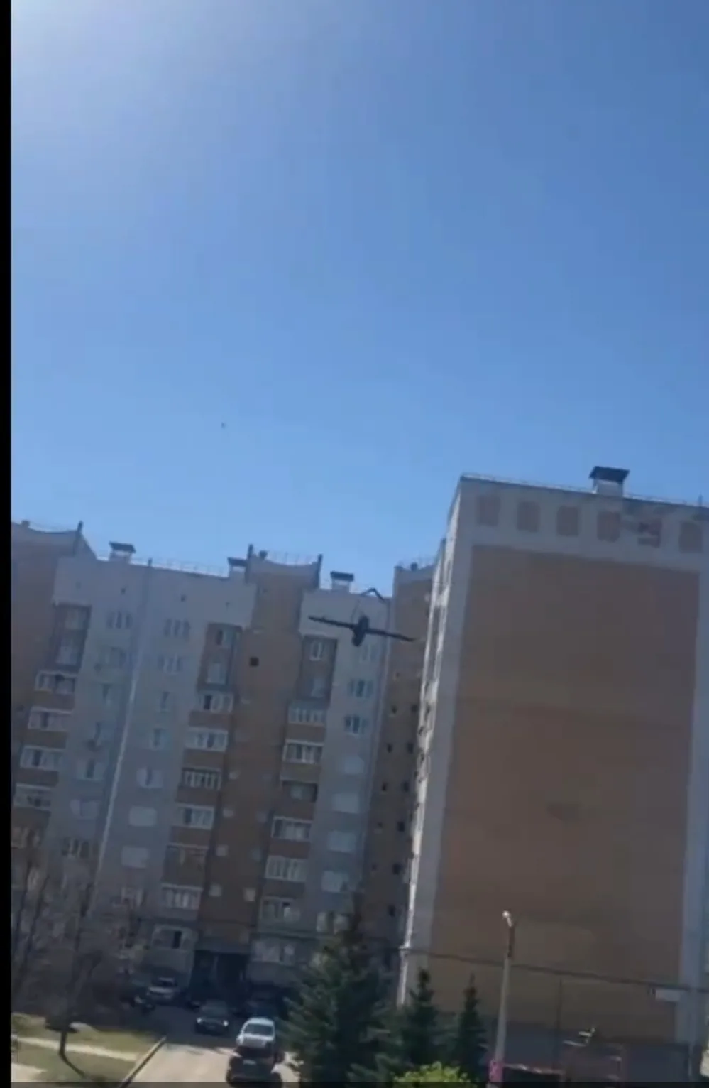 Глава Чувашии Олег Николаев подтвердил гибель двух человек в результате атаки БПЛА. Еще 32 человека 