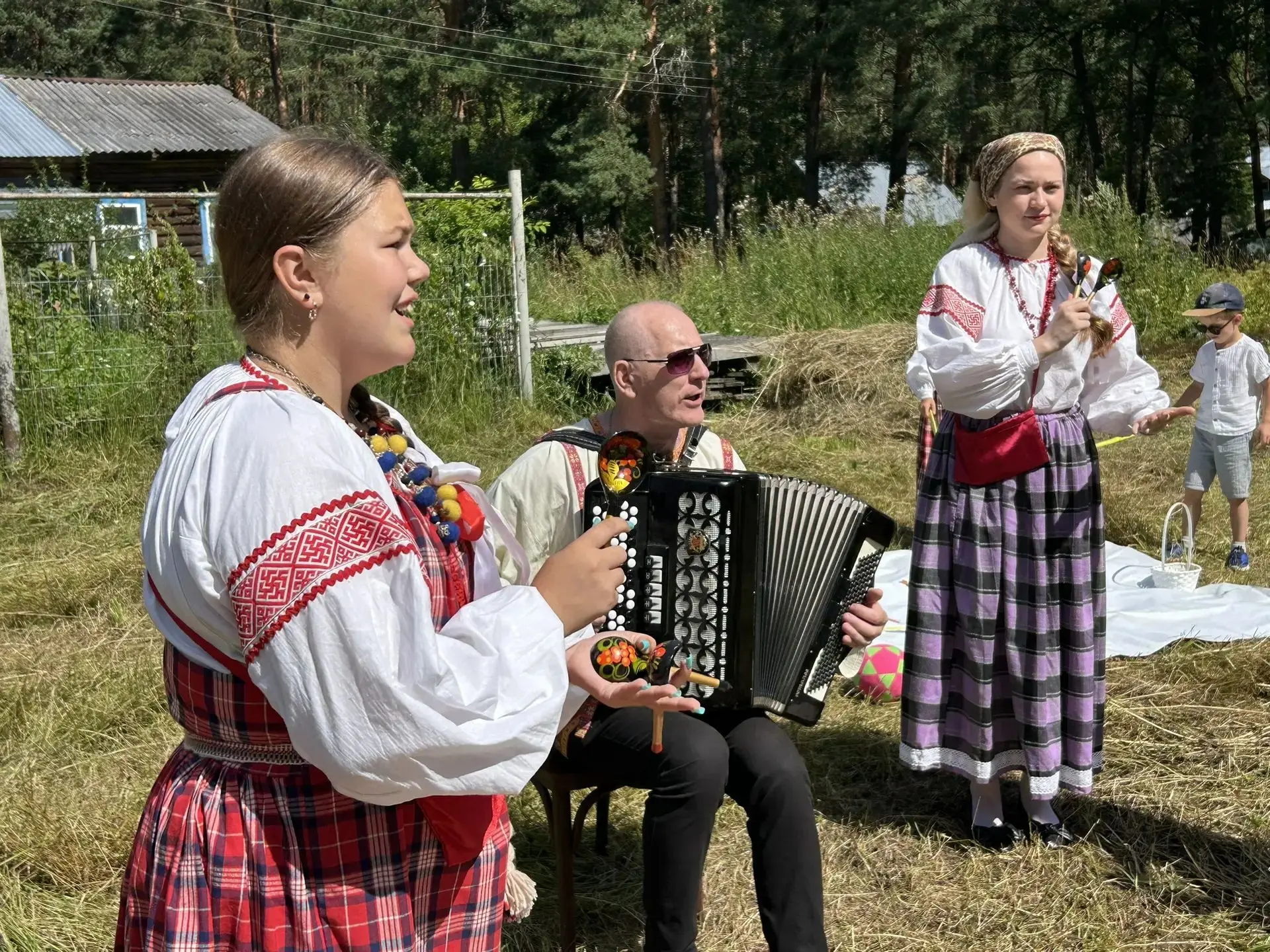 "Один день в русской усадьбе" - праздник традиций и семейных ценностей!
 
25 июля старинная усадьба 
