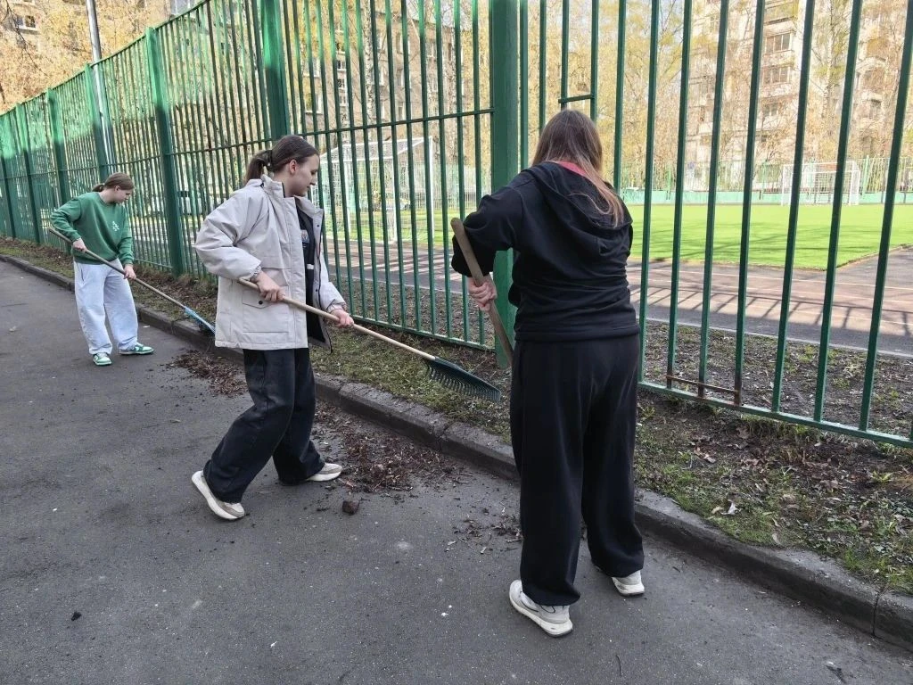 Чистота начинается с нас!  🌱 Сегодня, 1 мая, мы отмечаем День весны и труда — праздник, который объе