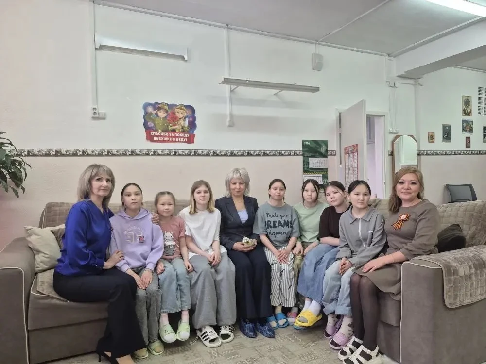СОХРАНЯЯ ТРАДИЦИИ   Посетила Дудинский детский дом. В нем сейчас  находится 31 воспитанник в возраст