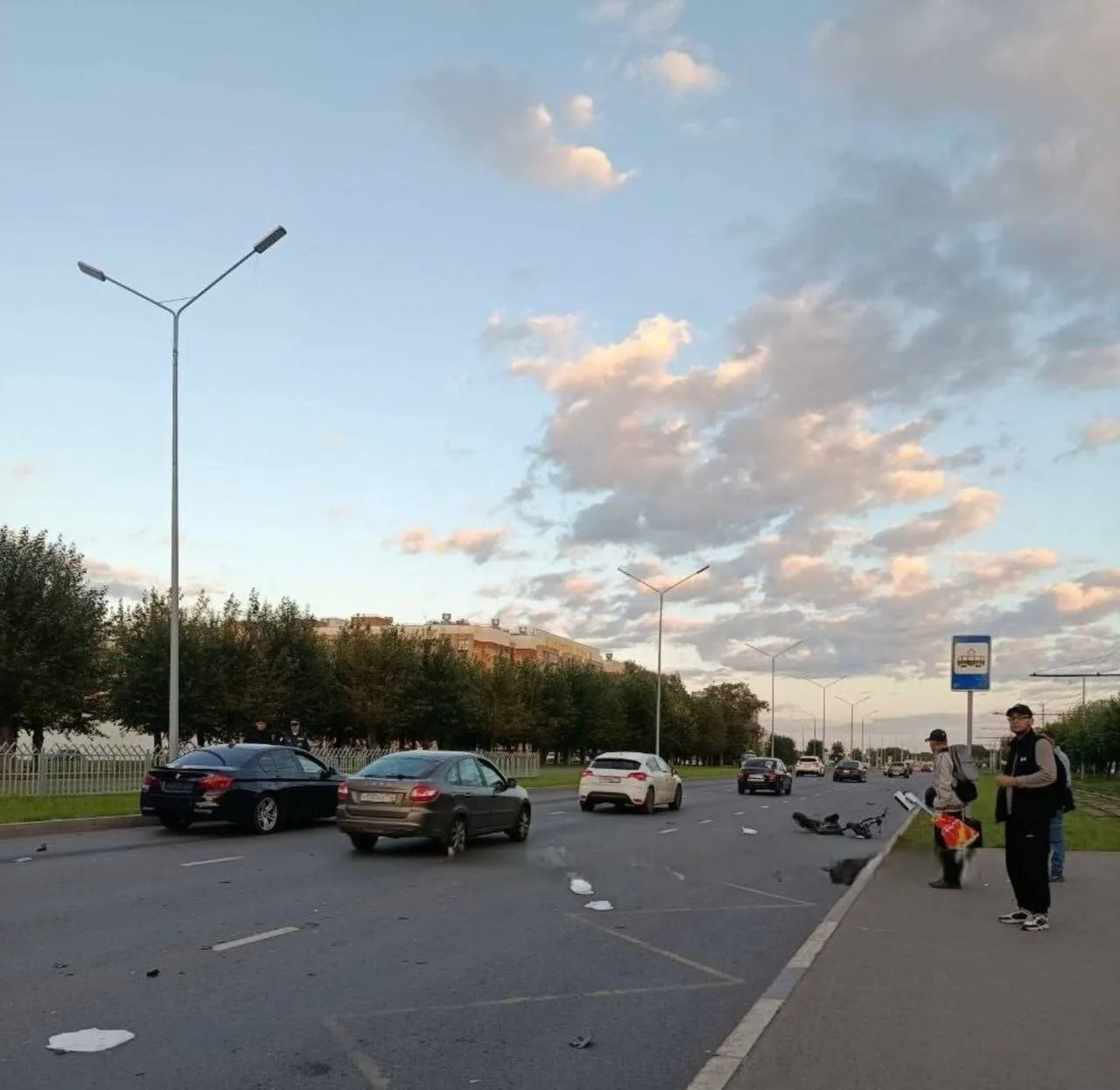 🚔«Челны, Яшьлек, напротив эссена остановка, сбили курьера»