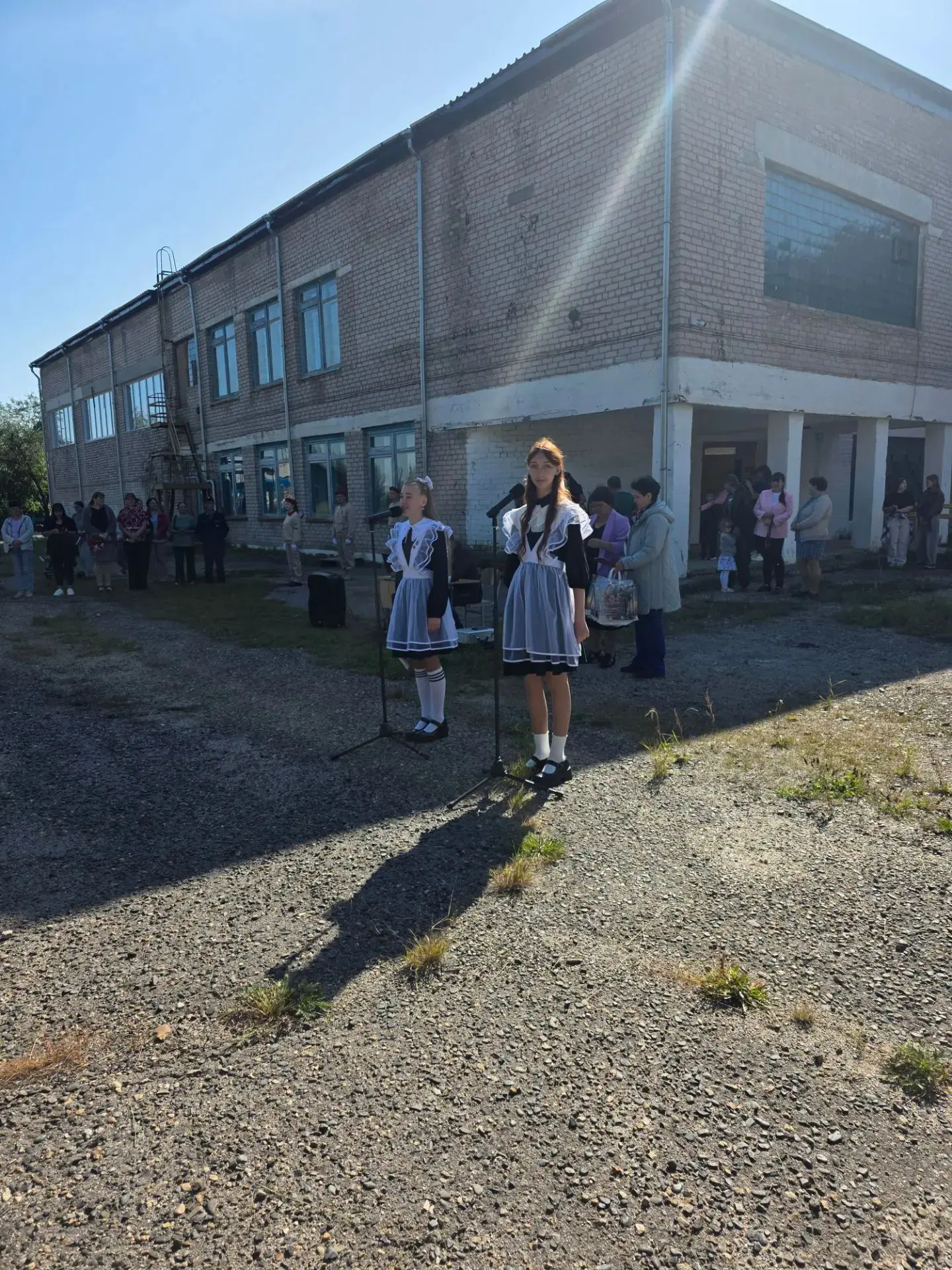🎓 Торжественная линейка, посвящённая Дню знаний